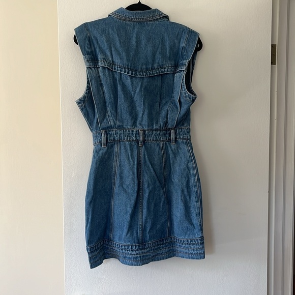 NWT/NBW SHOWPO Jasse Mini Dress - Picture 7 of 7